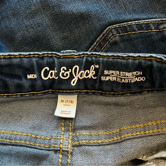 Cat & Jack Denim Shorts - Picture 3 of 4